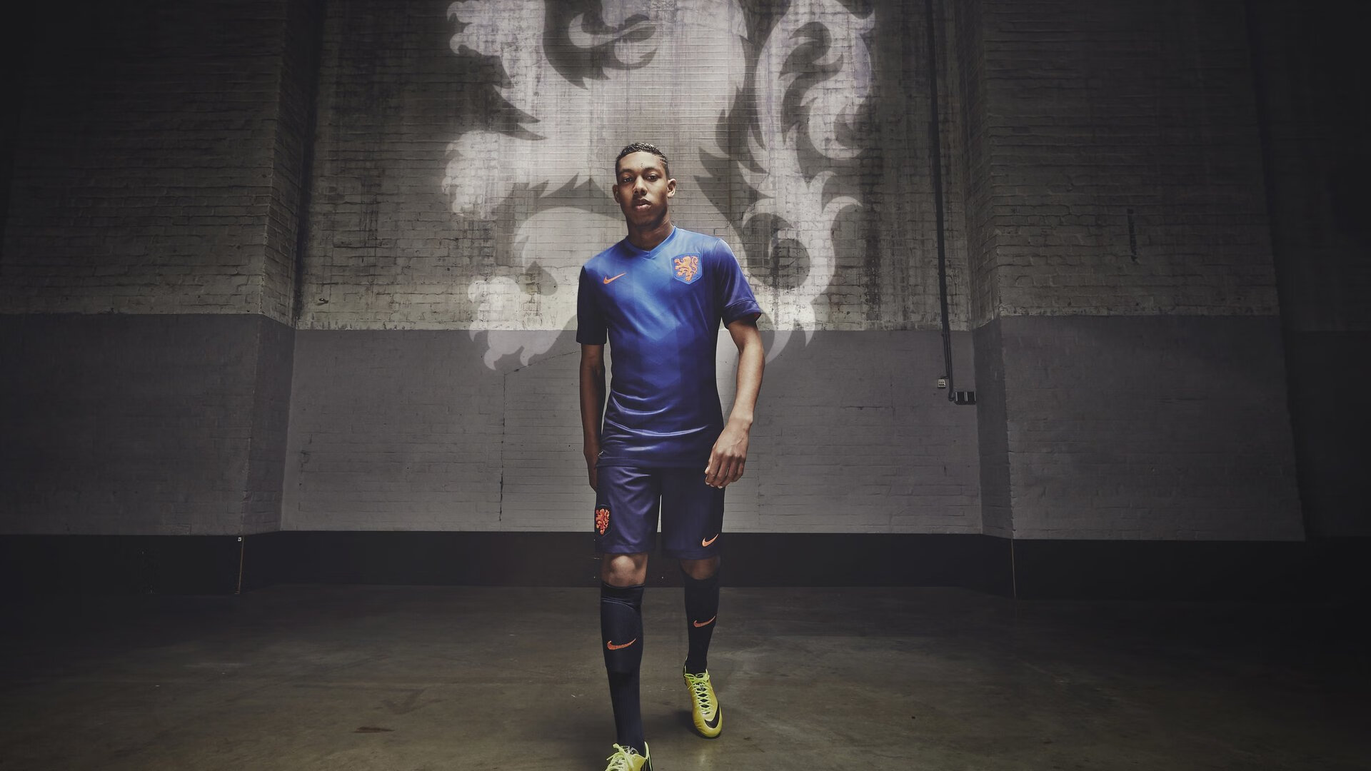 乐鱼体育在线-“宽板滑水：东三叉湖赛场掀起水上竞技风暴”